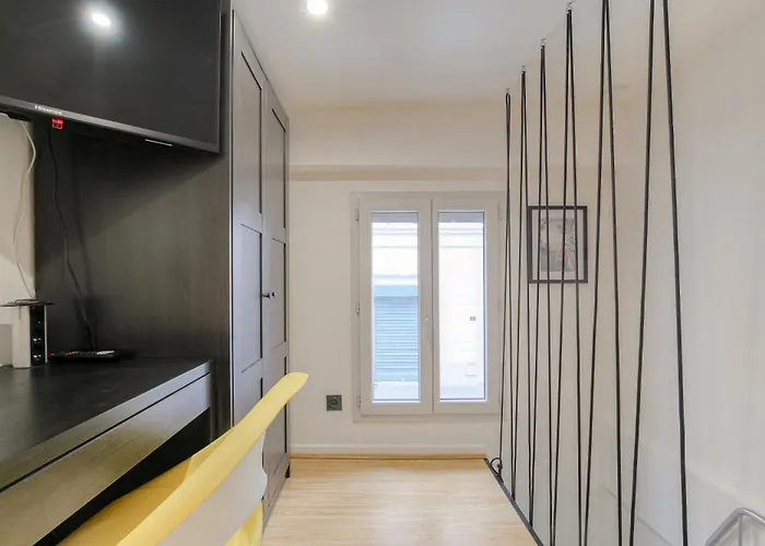 Tiny-duplex Лион